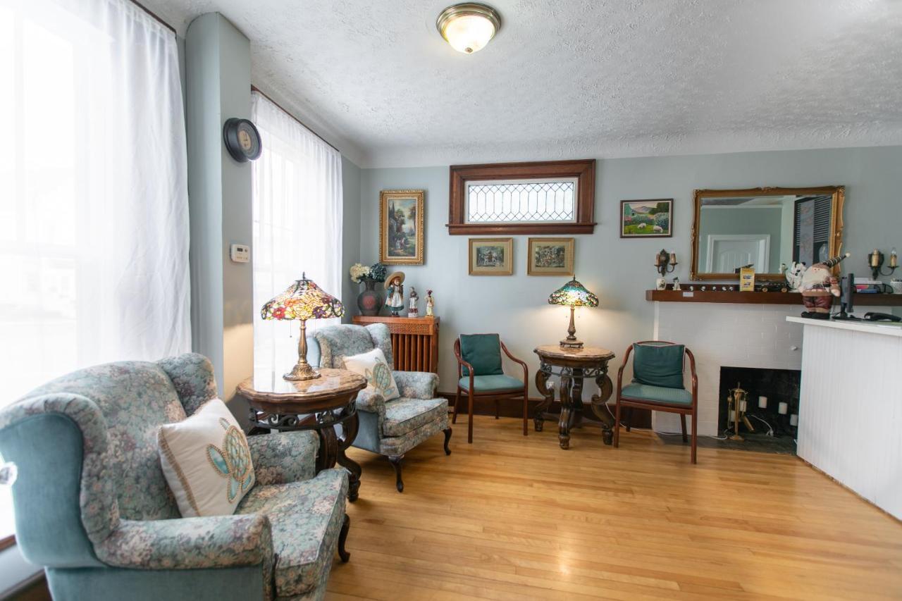 Prince Street Suites Шарлъттаун Екстериор снимка