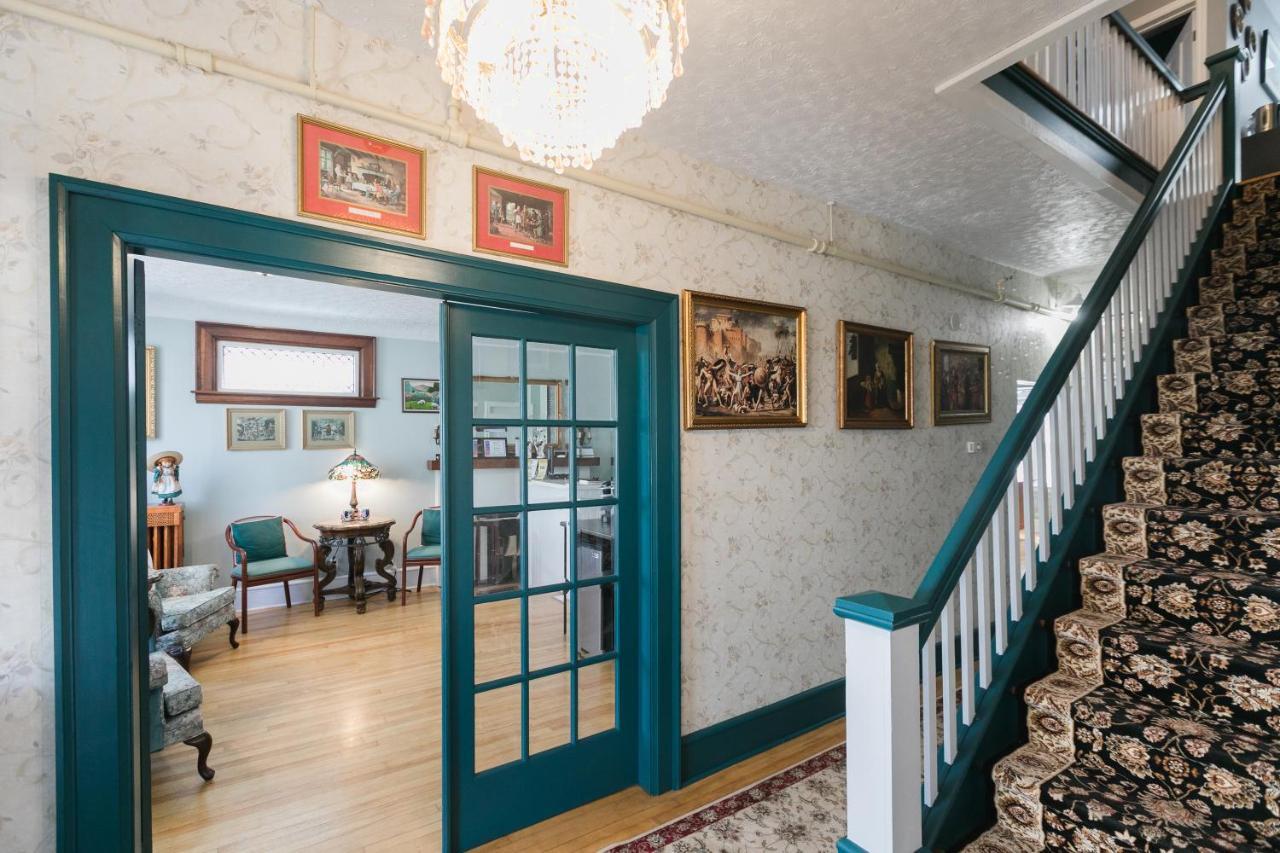 Prince Street Suites Шарлъттаун Екстериор снимка