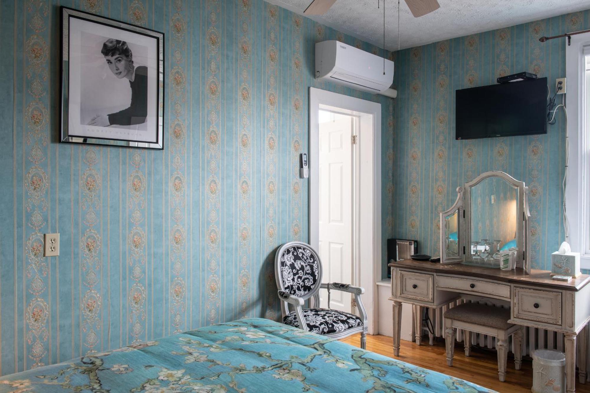 Prince Street Suites Шарлъттаун Екстериор снимка