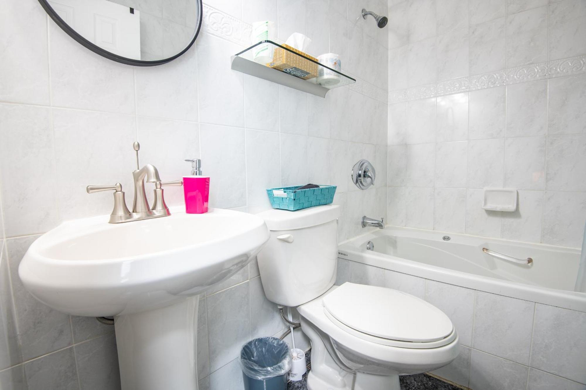 Prince Street Suites Шарлъттаун Стая снимка