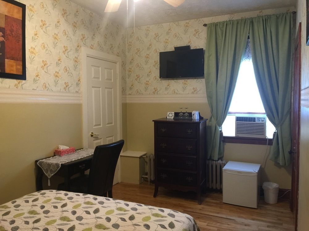 Prince Street Suites Шарлъттаун Екстериор снимка